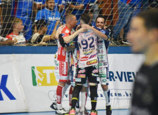 Cascavel Futsal vence mais uma na Neva