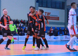 Passo Fundo Futsal goleia em casa