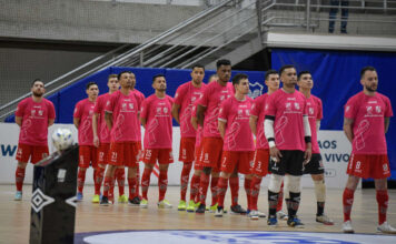 Clubes e fornecedora de material se envolvem em ação do Outubro Rosa