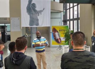 Exposição em homenagem a Everaldo na FGF recebe visita da Fundação Pão dos Pobres